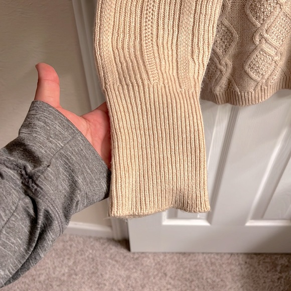 Lightweight sweater - Picture 2 of 3